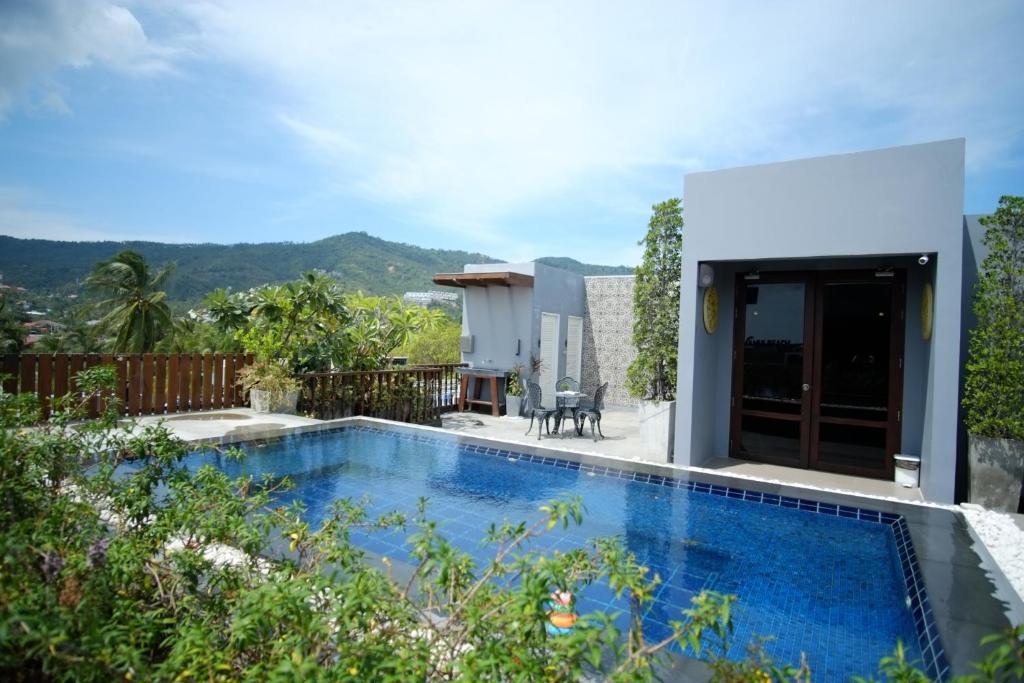 هتل پلوئن سامویی